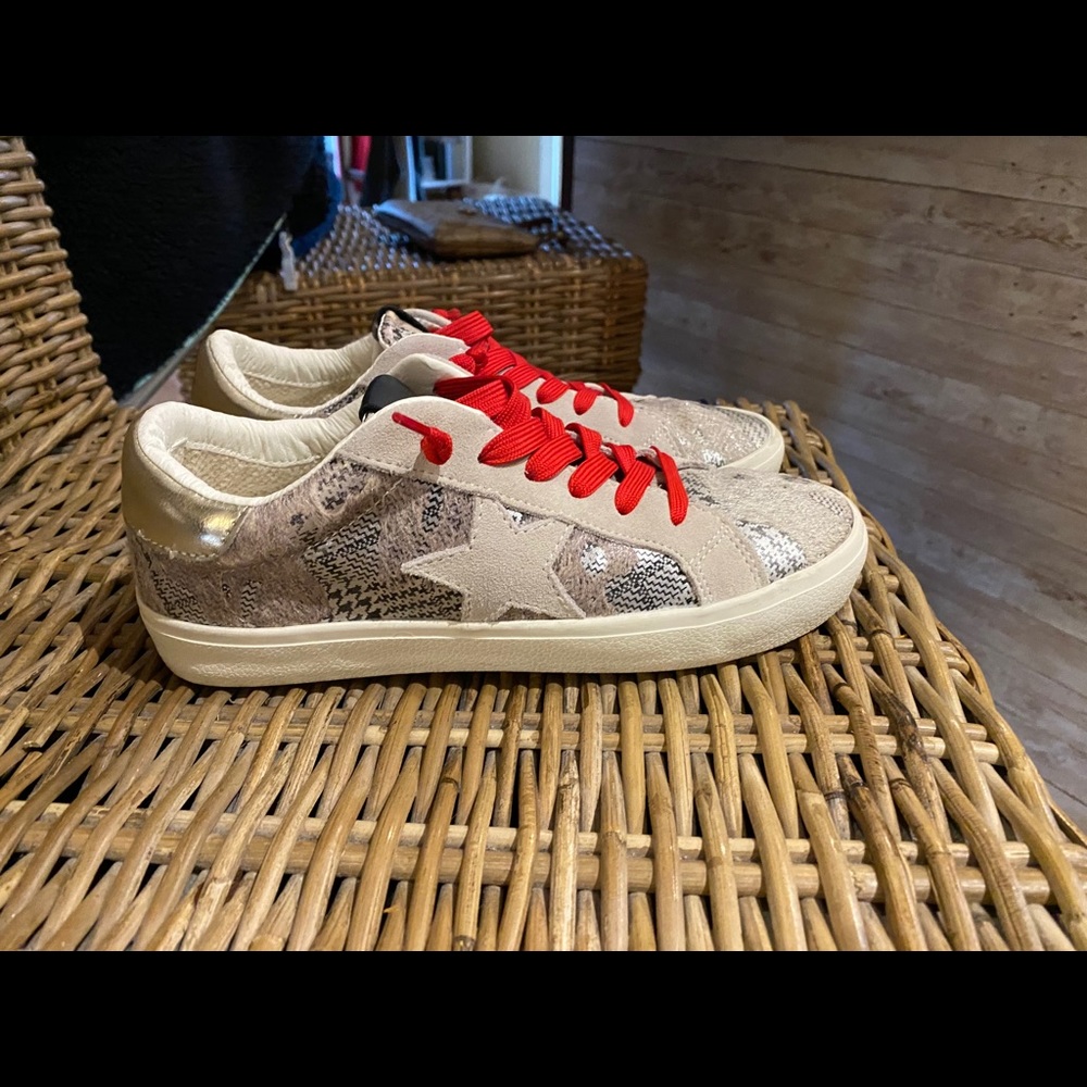 Steve Madden philosophy sneakers 8